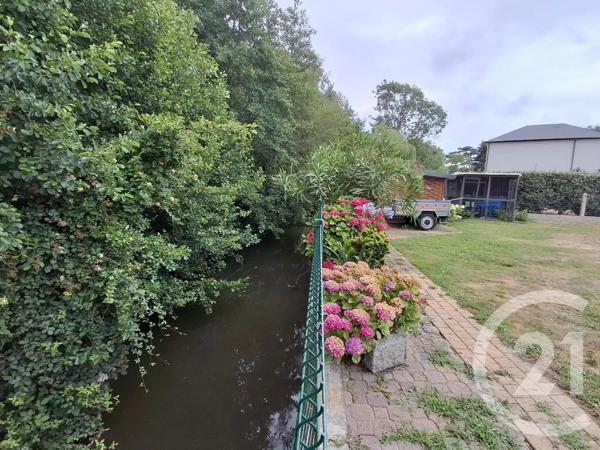 Maison à vendre  6 pièces - 135 m 2   JULLOUVILLE  - 50