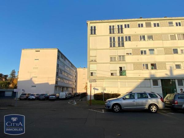 Location parking Le Mans (72)