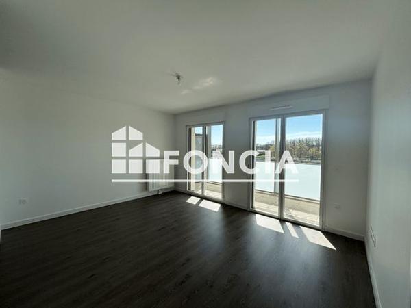 Location Appartement 2 pièces 42.31 m² - 16 AVENUE BREBANT Reims 51100