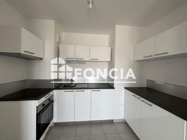 Location Appartement 2 pièces 42.31 m² - 16 AVENUE BREBANT Reims 51100