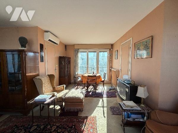 Paris 17ème Roger Bacon - 2 pièces 51m² - terrasse 31 m² - dernier étage avec ascenseur