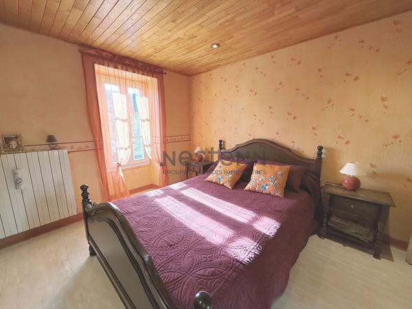 Maison ancienne pleine de charme à Bessines sur Gartempe, havre de paix et d'énergie