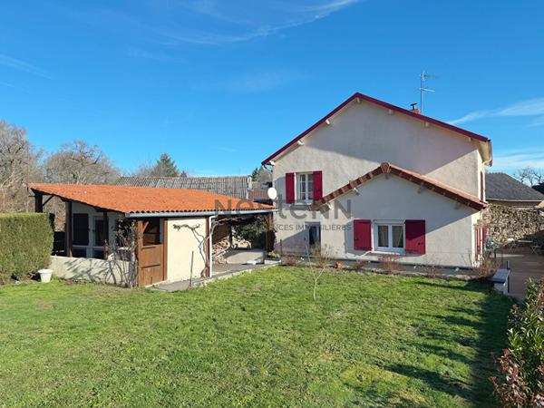 Maison ancienne pleine de charme à Bessines sur Gartempe, havre de paix et d'énergie