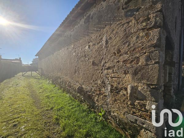 Maison à vendre 3 pièces 365 m² Montréverd