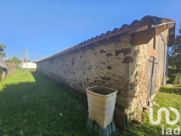 Maison à vendre 3 pièces 365 m² Montréverd