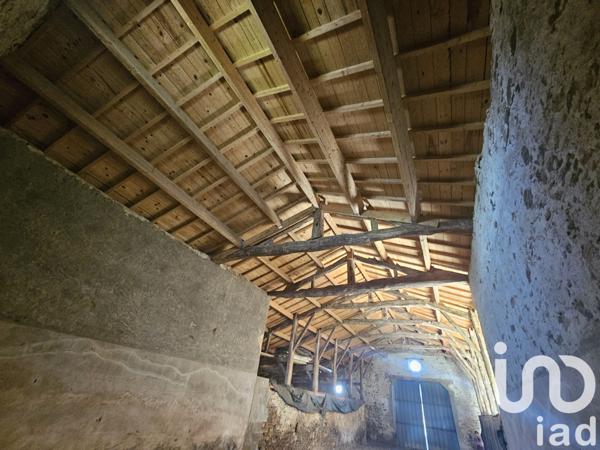 Maison à vendre 3 pièces 365 m² Montréverd