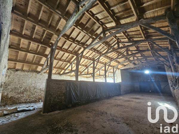 Maison à vendre 3 pièces 365 m² Montréverd