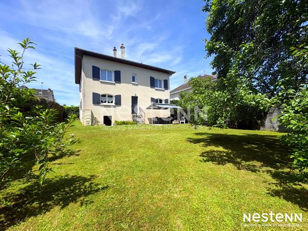 Maison d'habitation sur Couzeix : 4 chambres, 146 m2 habitables, jardin sans vis-à-vis et grand garage !