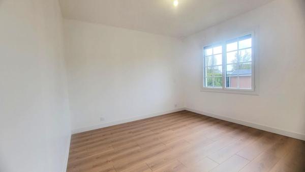 Maison Chateauneuf Sur Sarthe 3 pièce(s) 60 m2