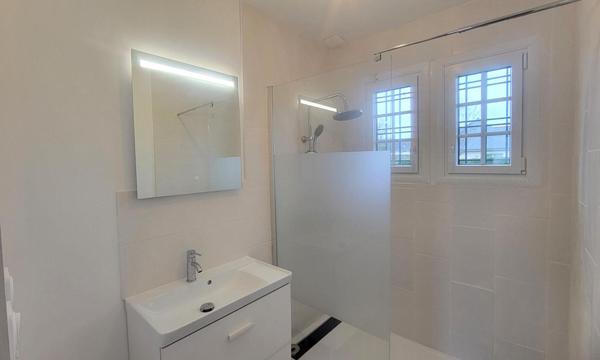 Maison Chateauneuf Sur Sarthe 3 pièce(s) 60 m2