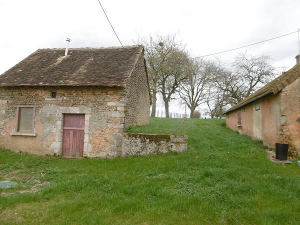 Maison 2 ch Plain-pied Campagne Sans vis à vis Dépendances 1850 m2 de terrain
