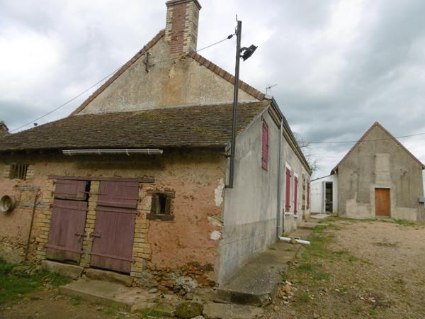 Maison 2 ch Plain-pied Campagne Sans vis à vis Dépendances 1850 m2 de terrain