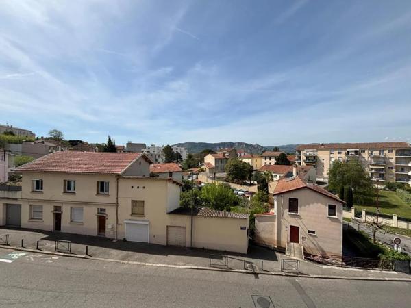 Appartement à louer à Bourg-lès-Valence (26500)