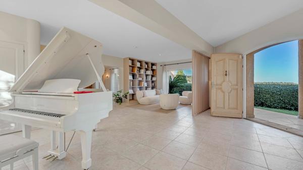 Vente Maison de maître Grimaud 12 Pièces 464 m²