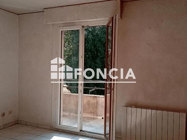 Location Appartement 2 pièces 37 m² - 282 AVENUE DES THERMES Uriage Les Bains 38410