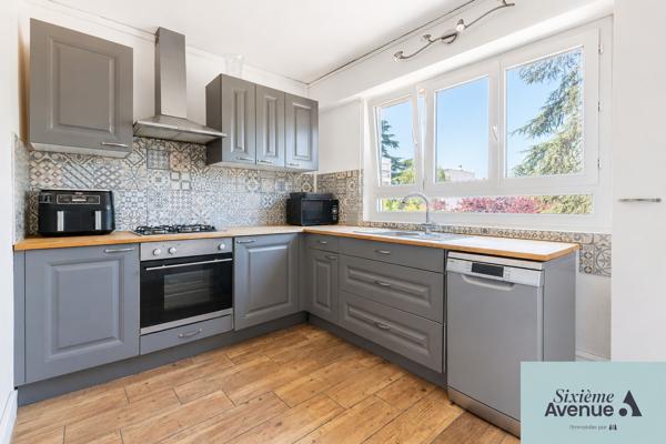 Appartement 6 pièces 100.67 m2