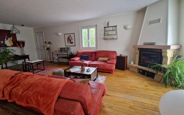 Maison à vendre    4 pièces •  Monnetier-Mornex