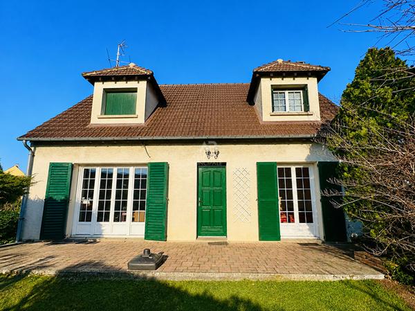 MAISON CONFLANS STE HONORINE - 6 PIÈCES - 120m² 514 500 € **  - Référence  8303