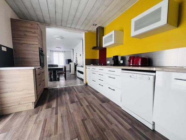 Maison à vendre |  Rochefort |  2 pièces | 58 m²
