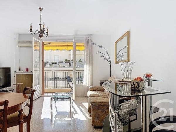 Appartement F2 à vendre  2 pièces - 48,82 m2 ANTIBES - 06