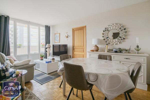 Appartement à vendre 2 pièces 56m² Saint-Jean-le-Blanc (45650)