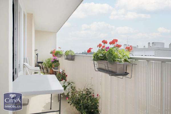 Appartement à vendre 2 pièces 56m² Saint-Jean-le-Blanc (45650)