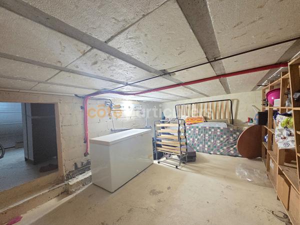 Vente
                Maison93 m² - 4 Pièces -
                    SAINT JEAN DE LA RUELLE (45140)