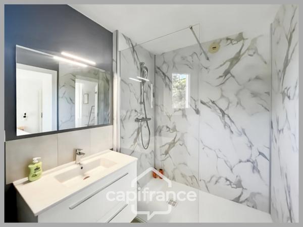 Immeuble à vendre POITIERS (86), collocation de 5 chambres avec salles d'eau privatives