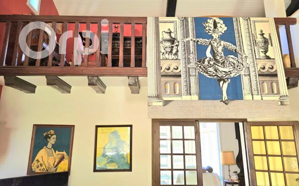 Maison à vendre    11 pièces •  Saint-Martin-de-Crau