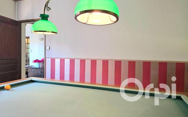 Maison à vendre    11 pièces •  Saint-Martin-de-Crau