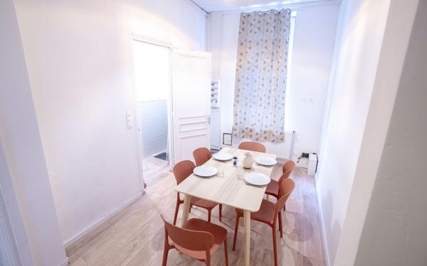 Maison à louer    2 pièces •  Roubaix