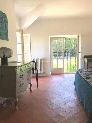 Vente Maison 15 pièces 383 m2 à Aups