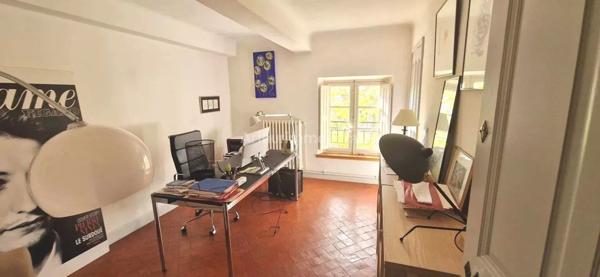 Vente Maison 15 pièces 383 m2 à Aups