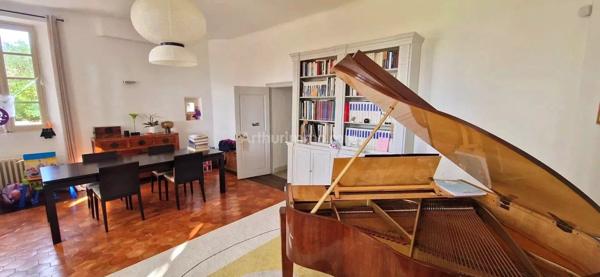 Vente Maison 15 pièces 383 m2 à Aups