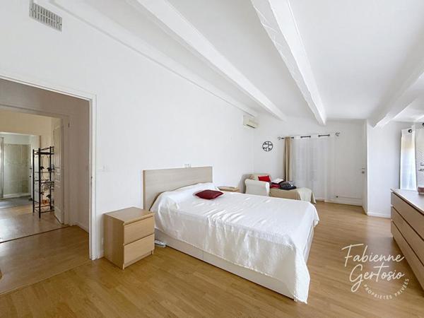 Gonfaron, superbe domaine de caractère à 35km de Saint-tropez