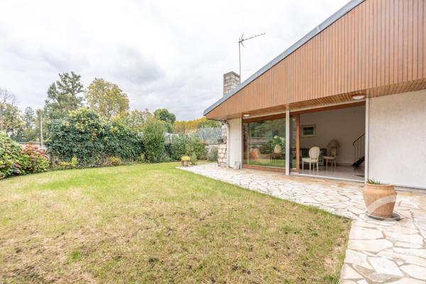 Maison à vendre  6 pièces - 149,87 m2 ST MAUR DES FOSSES - 94