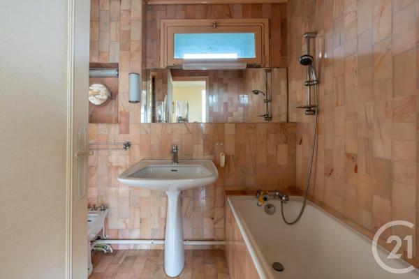 Maison à vendre  6 pièces - 149,87 m2 ST MAUR DES FOSSES - 94