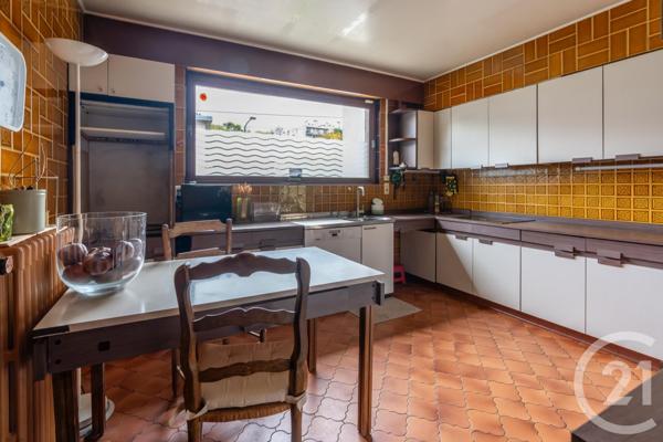 Maison à vendre  6 pièces - 149,87 m2 ST MAUR DES FOSSES - 94