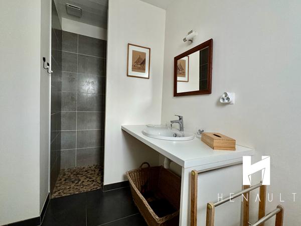 Maison Loix 4 pièce(s) 122.78 m2