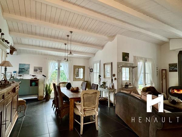 Maison Loix 4 pièce(s) 122.78 m2