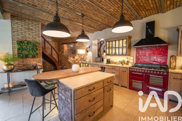 Maison à vendre 8 pièces 235 m² Reims