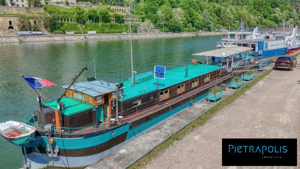 Magnifique Péniche à Confluence