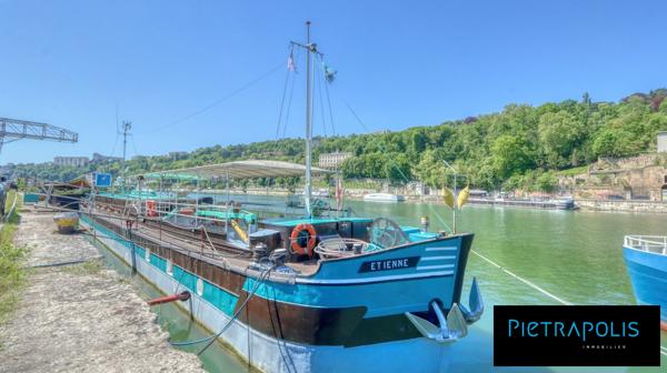 Magnifique Péniche à Confluence