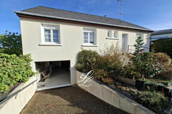 Vente - Maison 5 pièces 96 m 2 SABLE SUR SARTHE (72300)