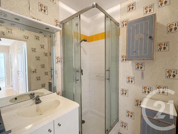 Appartement F4 à vendre  5 pièces - 100,07 m 2   MONTREUIL SUR MER  - 62