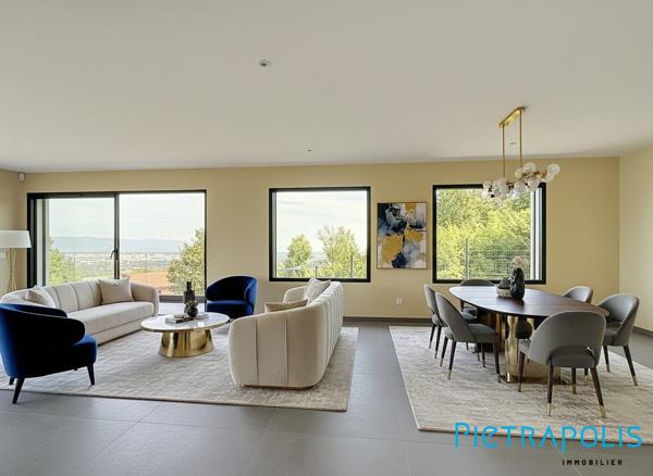 Villa comtemporaine de standing 208m2
