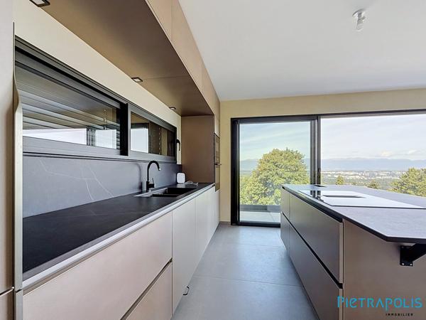 Villa comtemporaine de standing 208m2