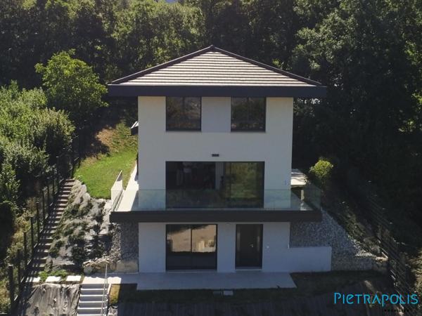 Villa comtemporaine de standing 208m2