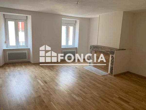 Location Appartement 3 pièces 80 m² - 18 RUE DES MARECHAUX Nancy 54000