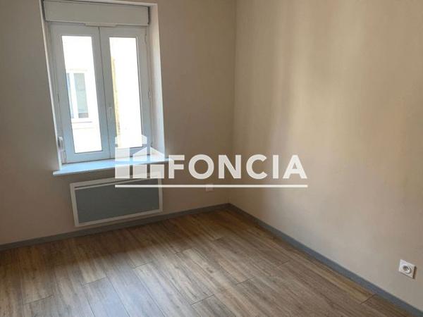 Location Appartement 3 pièces 80 m² - 18 RUE DES MARECHAUX Nancy 54000